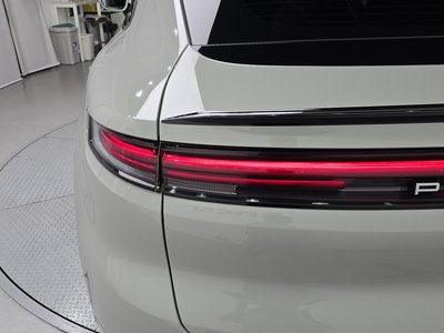 PORSCHE CAYENNE - 10
