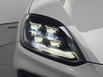 PORSCHE CAYENNE - 9