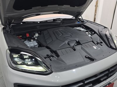 PORSCHE CAYENNE - 7