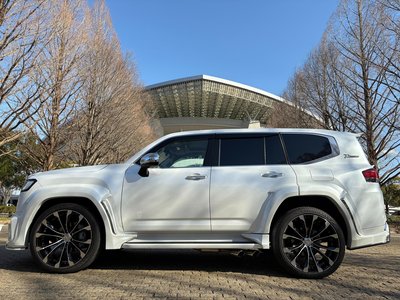 TOYOTA LAND CRUISER 300 - 6