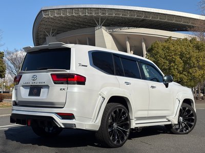 TOYOTA LAND CRUISER 300 - 4