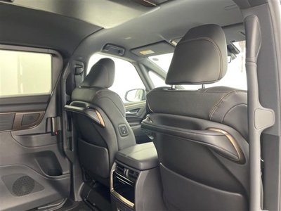 TOYOTA ALPHARD - 10