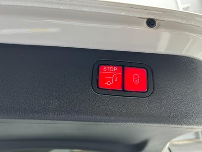 MERCEDES-BENZ C-CLASS - 10