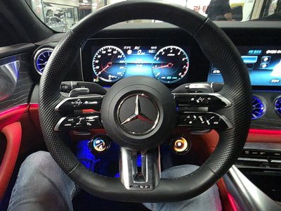 2023 Mercedes-BENZ GT AMG 照片 9