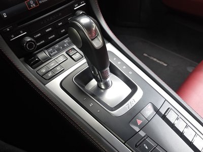 صورة 9 لـ 2019 Porsche 718