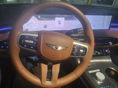 صورة مصغرة 14 لـ 2025 Genesis GV70