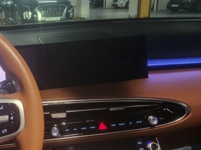 صورة مصغرة 13 لـ 2025 Genesis GV70