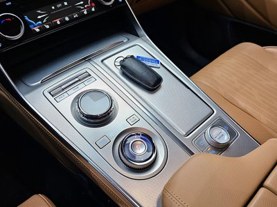 GENESIS GV80 - 9