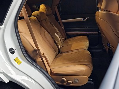 2023 Genesis GV80 thumbnail 12