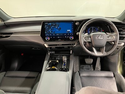 LEXUS RX - 7