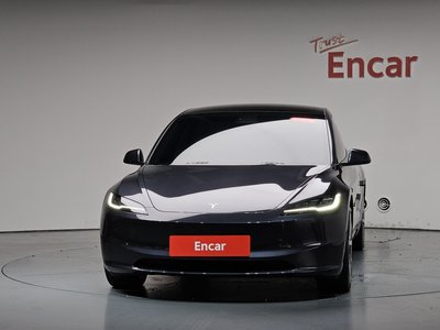 صورة 2 لـ 2025 Tesla MODEL 3