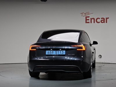 صورة 4 لـ 2025 Tesla MODEL 3