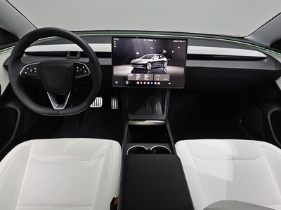 صورة 5 لـ 2025 Tesla MODEL 3