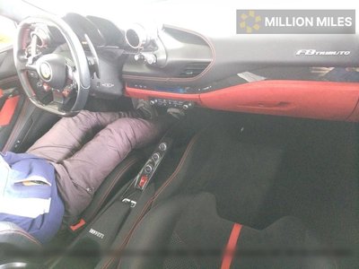 FERRARI F8 TRIBUTO - 3