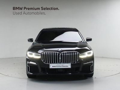 BMW 7 SERIES - 2