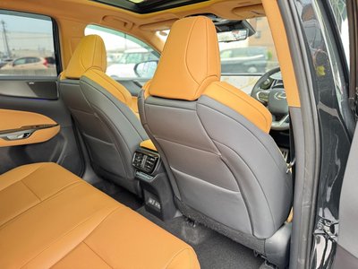 2025 Lexus NX thumbnail 49