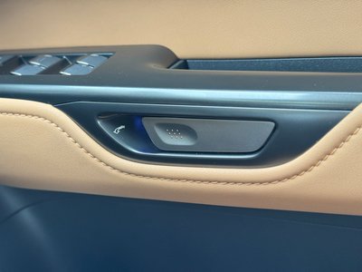 2025 Lexus NX thumbnail 55
