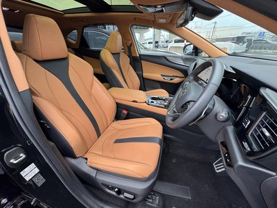 2025 Lexus NX thumbnail 47