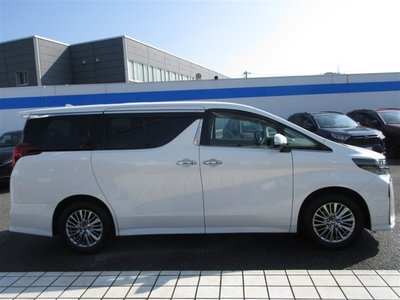 TOYOTA ALPHARD - 3