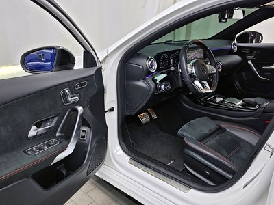 MERCEDES-BENZ A-CLASS - 10