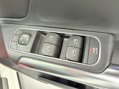 2025 Mercedes-BENZ GLA 缩略图 24