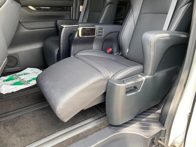 صورة مصغرة 14 لـ 2018 Toyota VELLFIRE