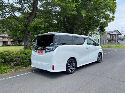 2018 Toyota VELLFIRE — фото 3