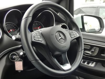 MERCEDES-BENZ V-CLASS - 8