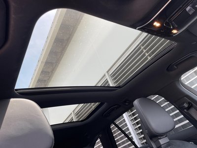 2023 Mercedes-BENZ C-CLASS 照片 7