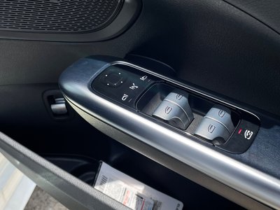 صورة مصغرة 34 لـ 2023 Mercedes-BENZ C-CLASS