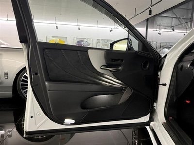 صورة مصغرة 36 لـ 2018 Lexus LS