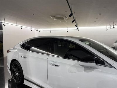 صورة مصغرة 22 لـ 2018 Lexus LS