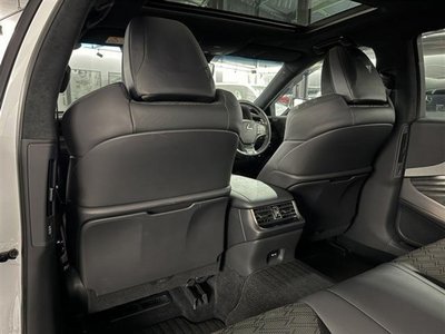 صورة مصغرة 19 لـ 2018 Lexus LS