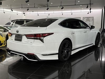 صورة 3 لـ 2018 Lexus LS