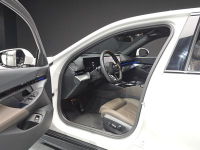 2024 BMW 5 SERIES — миниатюра 13