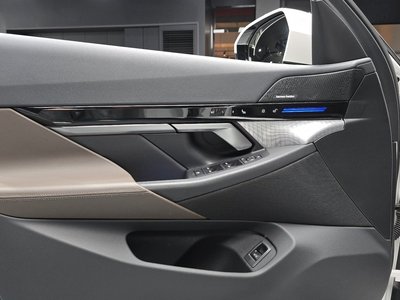 2024 BMW 5 SERIES — миниатюра 14