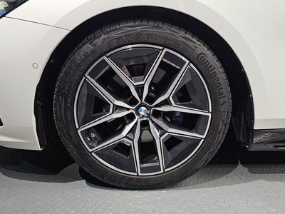 2024 BMW 5 SERIES — фото 6