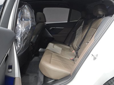 2024 BMW 5 SERIES — миниатюра 18