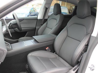 2025 Tesla MODEL Y 缩略图 23