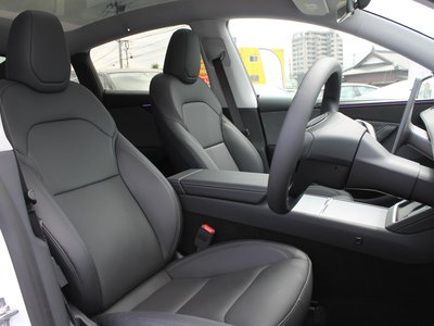 2025 Tesla MODEL Y 缩略图 19
