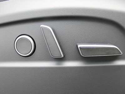 2025 Tesla MODEL Y 缩略图 30
