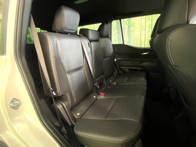 TOYOTA LAND CRUISER 250 - 9