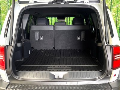 Thumbnail 11