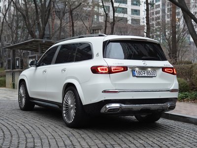 MERCEDES-BENZ GLS - 4