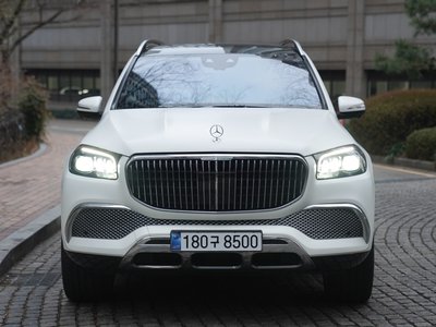 MERCEDES-BENZ GLS - 2