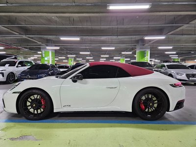 PORSCHE 911 - 4