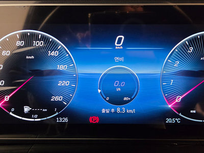 MERCEDES-BENZ GLS - 5