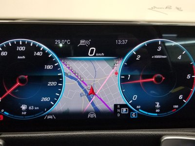 2022 Mercedes-BENZ GLB — миниатюра 31