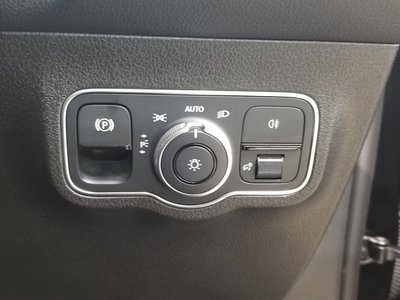 2022 Mercedes-BENZ GLB — миниатюра 27