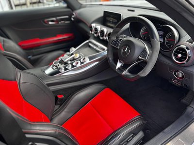 MERCEDES-BENZ GT AMG - 8